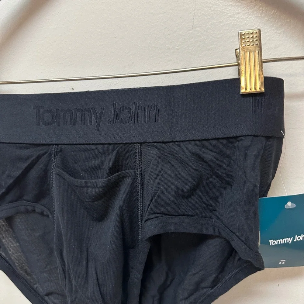 Tommy John Second Skin Mens Briefs Black Small Horizontal Fly Modal Stretch NEW